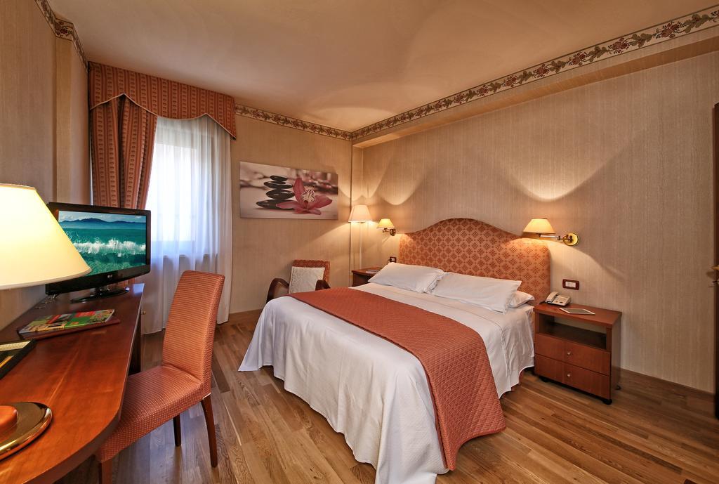 Hotel Vigna Salo Ruang foto